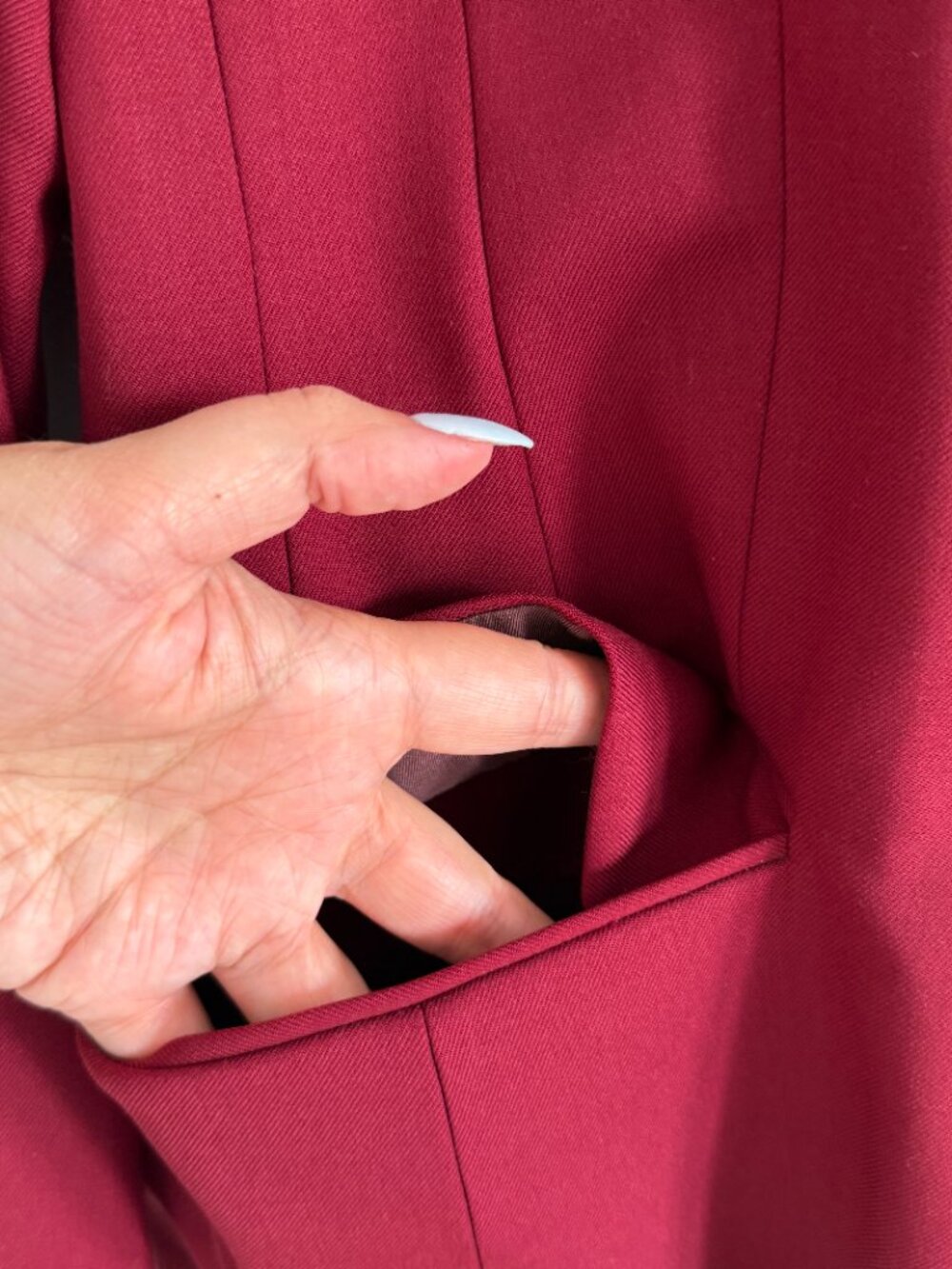 MM.LaFleur Burgundy Tailored Blazer - Picture 10 of 15